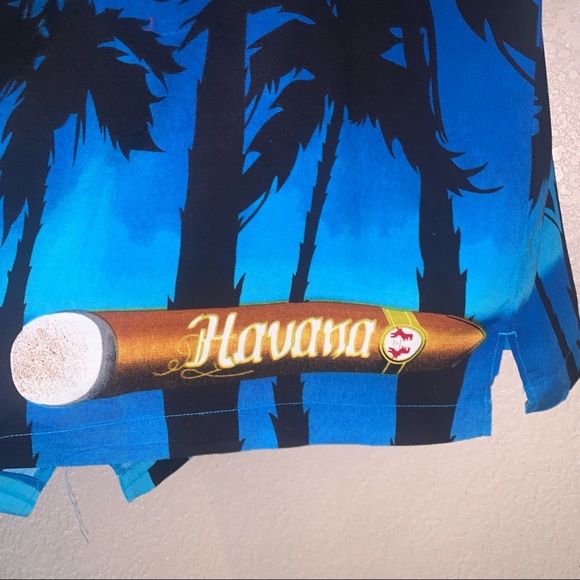 Blue and black short sleeve shirt size Xl - Picture 3 of 7